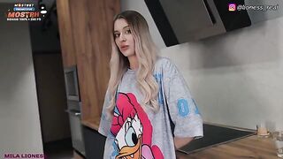 A good morning fuck will cheer your stepsister up better than coffee
