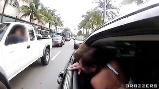 A man with his friends fucked in a car two whores