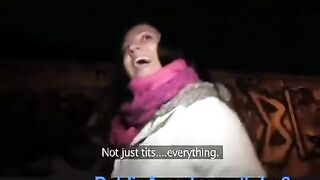The guy quickly fucked the slut in the toilet of Resyran
