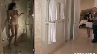 A girl had sex with Johnny Sins in the bedroom without passion