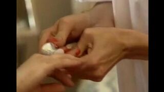Lesbians fucked each other’s asses and one of them got her insides out