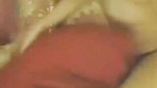 Asian beauty masturbates on her webcam