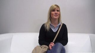 Czech girl with a nice figure fucked at the casting