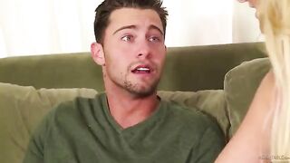 The masseur fucked a blonde in her pussy at the massage session