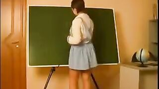 The student became the victim of a teacher's lust