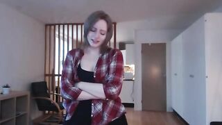 The cutie babe plays with a big dildo and reaches intense pleasure in a steamy solo session
