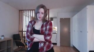 The cutie babe plays with a big dildo and reaches intense pleasure in a steamy solo session