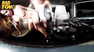 The camera recorded the sex of driver and passenger in the car