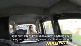 The bride changed her clothes with a taxi driver before the wedding