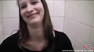 I paid for the girl's blowjob in the public toilet, it was intense!