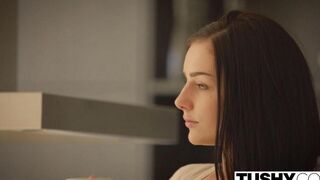 The husband convinced his wife to try anal sex, and she didn’t regret it