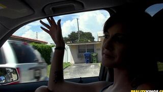 Skinny babe got banged by a pickuper right in his car