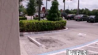 Sex with an unknown girl turns into a great experience