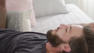 Such a heifer is good not only for fucking, but also for licking