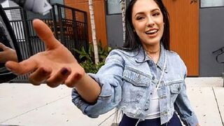 Selena agreed to get fucked for a couple hundred bucks