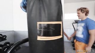 Face-to-Face Squatting with a Vabbing Latina in the Gym is a Great Workout
