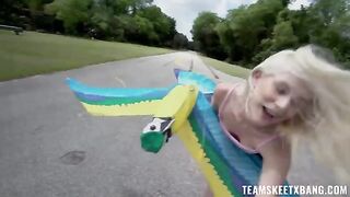 A young nimfomaniac gets horny for outdoor fun