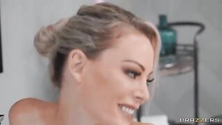 Old and young deep anal sex in the bath