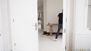 She loves to fuck with friends when her husband is not around