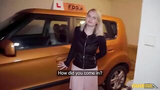 The man with the big dick fucked blonde in her clothes in the car