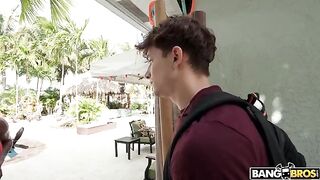 The stepson measured the ultimate depth of his stepmom’s wet pussy
