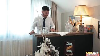A guy finished his cum in the mouth of sexy Madam