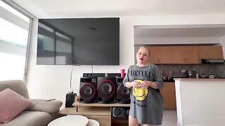 I'm gonna finish this and put my dick in my mouth, a steamy scene