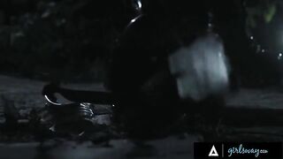 Busty Droids Alexis Fawx and Abigail Mac Get Scissored by a Huntress in the Wastelands