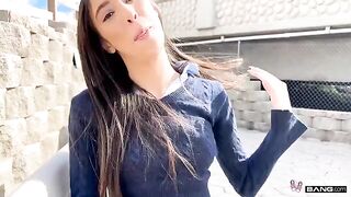 Her mouth has created a real miracle! (Awesome blowjob from first view!)