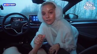 A beautiful young college girl gets fucked by a stranger in his car