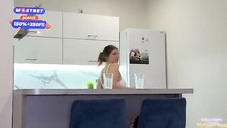 Girl was fucked by a guy in her sleep