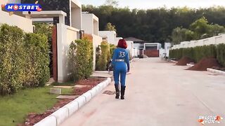 The girl is fucking in a cosplay costume