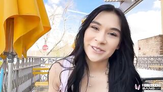 You think ladies don't do blowjobs on the first date? Think again!