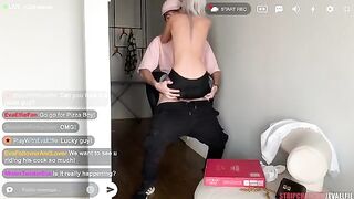 The pizza delivery guy ripped the yoga pants of a cute girl
