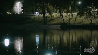 A quickie in the city park late at night