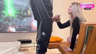 A beautiful girl agreed to have sex for a small reward