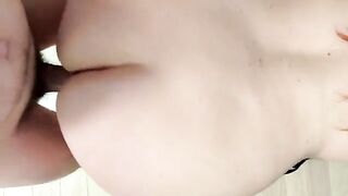A day with a hot MILF with a big ass, ending with sex