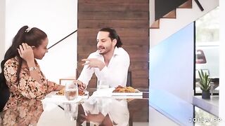 My therapist invited me to her house for a dinner date